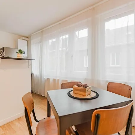 Apartamento Les Jardins, T3 Avec Parking -2 Voitures, 8min à Pied De La Gare