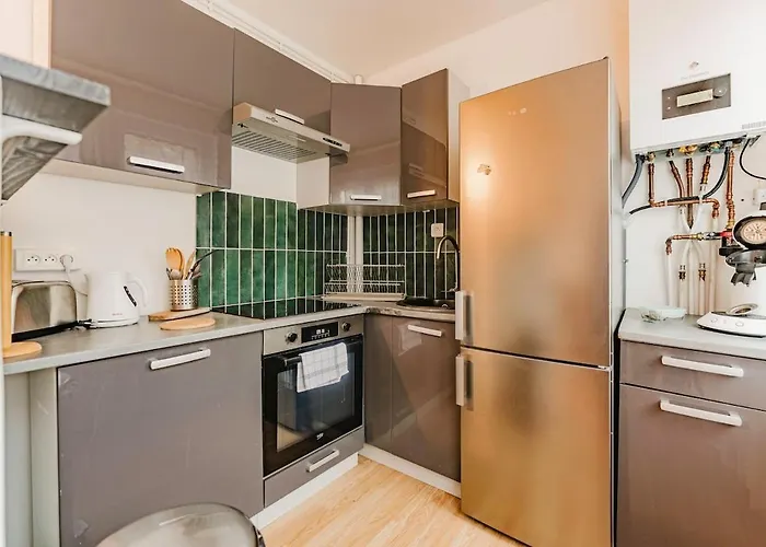 Les Jardins, T3 Avec Parking -2 Voitures, 8min à Pied De La Gare *